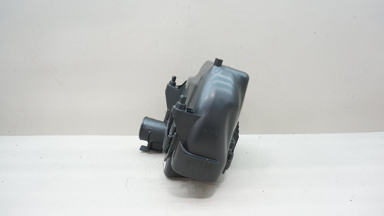 2024-2025 BUICK ENVISTA 1.2L AIR INTAKE CLEANER BOX W/ SENSOR OEM 42779999