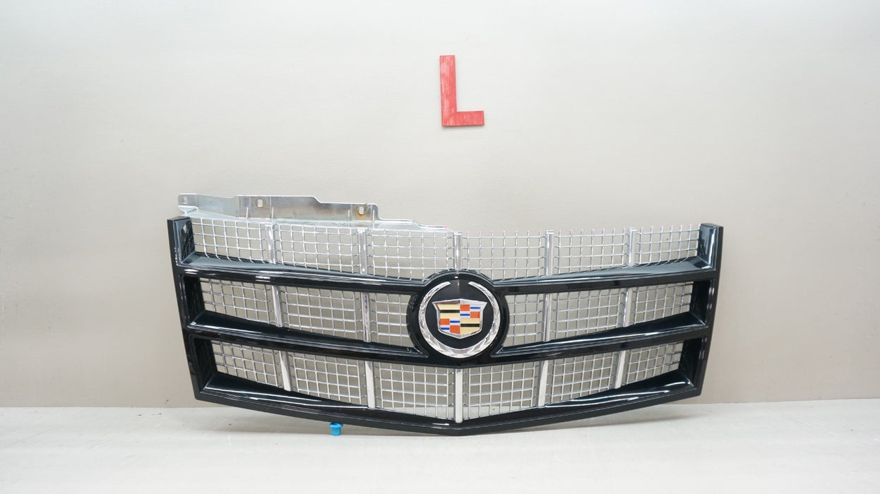 2012-2014 CADILLAC ESCALADE ESV FRONT BUMPER RADIATOR GRILLE OEM