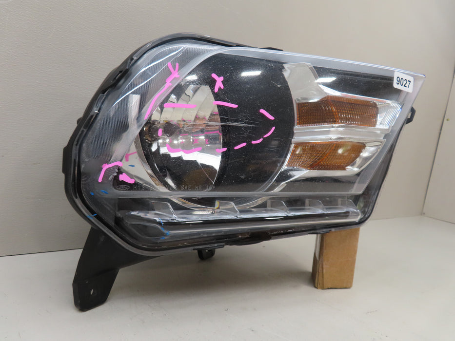 2010-2012 FORD MUSTANG FRONT RIGHT PASSENGER SIDE HEADLIGHT HALOGEN OEM
