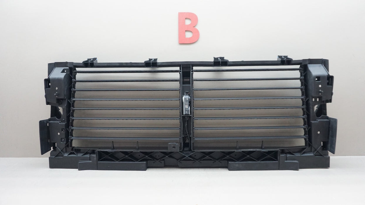 2021-2024 GMC YUKON FRONT RADIATOR AIR SHUTTER W / MOTOR OEM 2002016