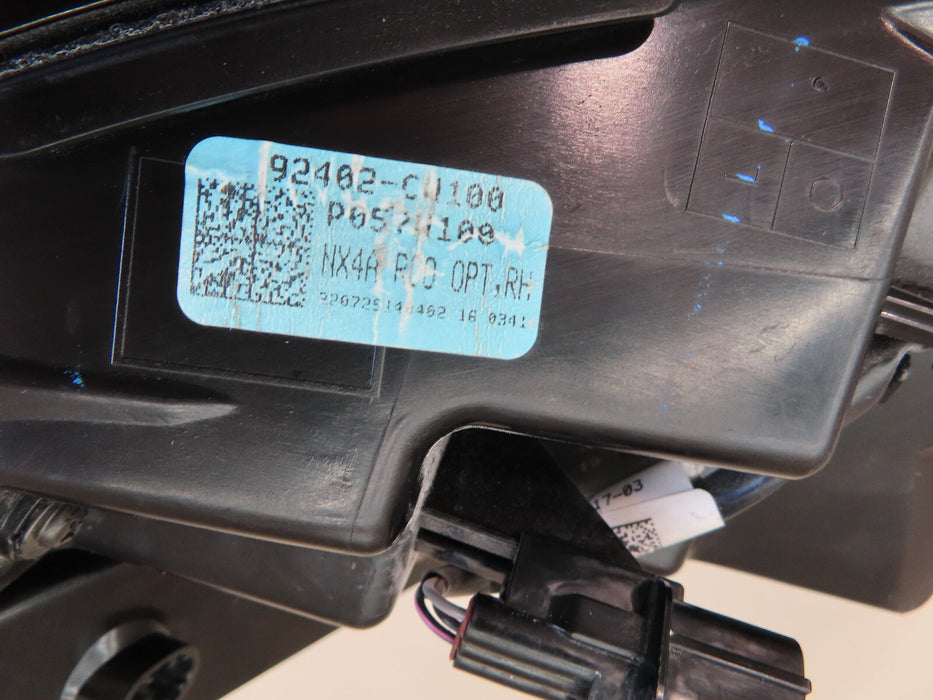 2022 2023 HYUNDAI TUCSON REAR RIGHT PASSENGER TAIL LIGHT LED OUTER OEM