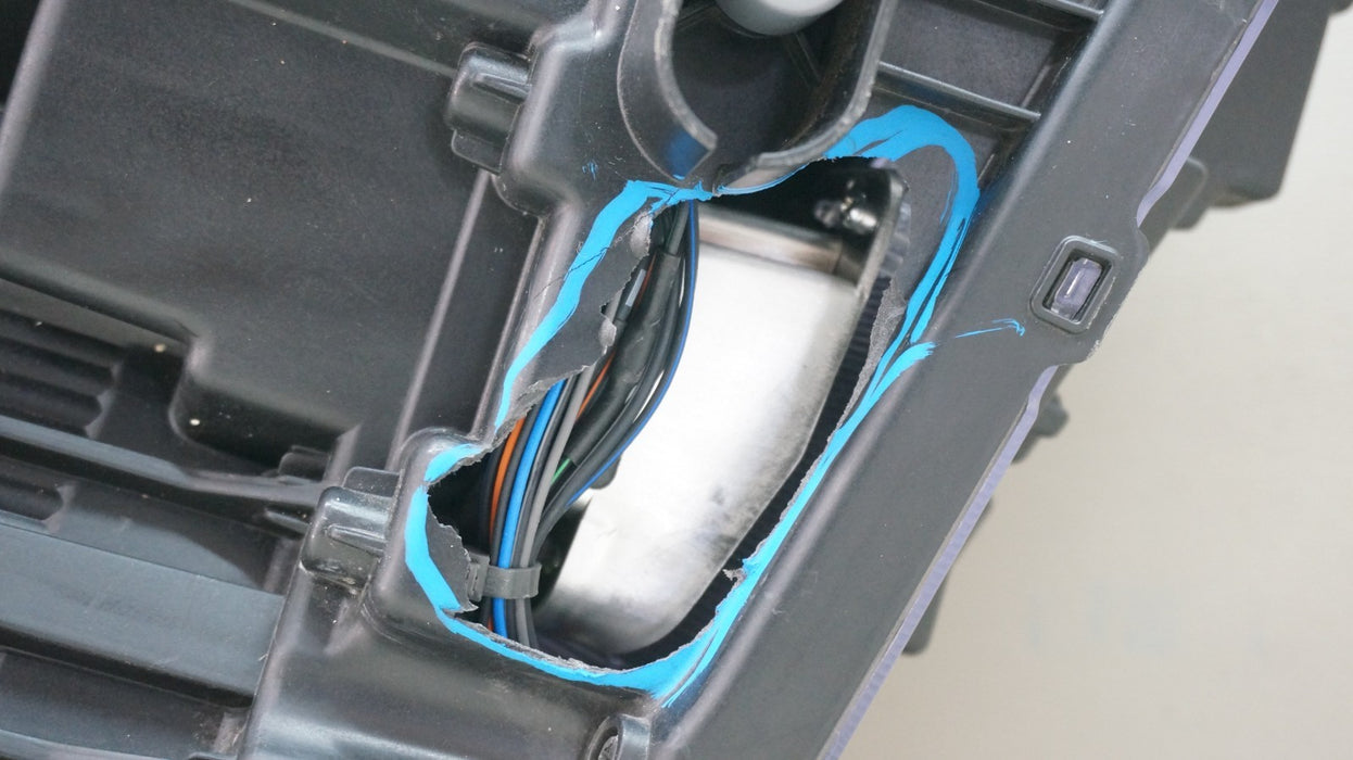 2024-2025 HYUNDAI KONA FRONT LEFT DRIVERS SIDE HALOGEN W/ LED HEADLIGHT OEM