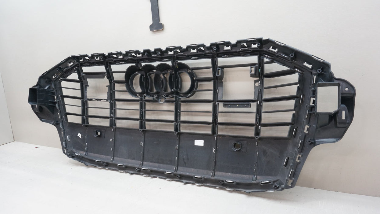 2017-2019 AUDI Q7 QUATTRO FRONT BUMPER RADIATOR GRILLE OEM  4M0853651