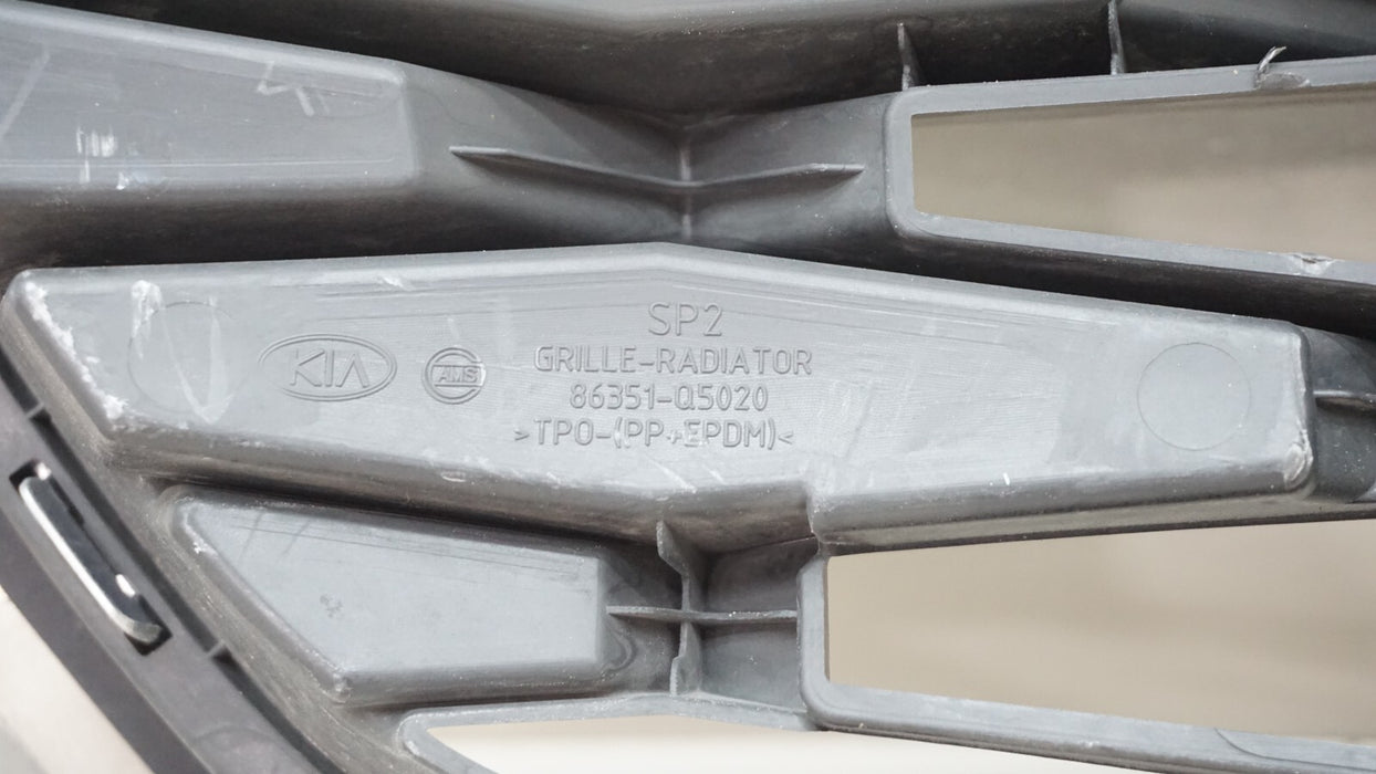 2020-2022 KIA SELTOS FRONT UPPER BUMPER GRILLE OEM