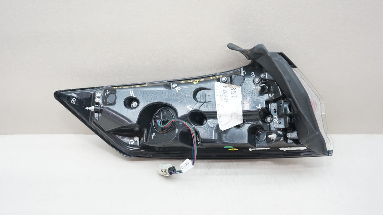 2019-2024 FORD EDGE REAR RIGHT PASSENGER SIDE TAIL LIGHT OEM