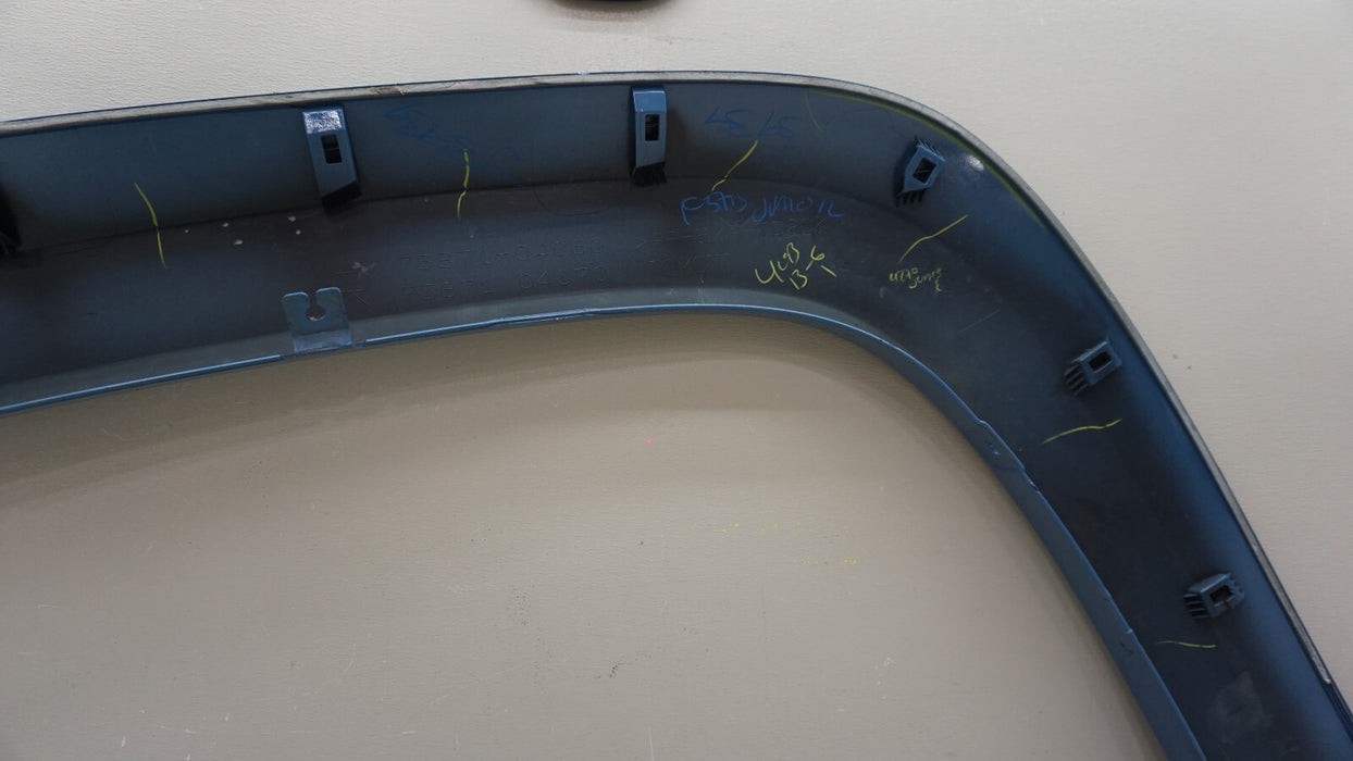 2016-2023 TOYOTA TACOMA FRONT RIGHT PASSENGER FENDER FLAIR MOLDING 75870-04060