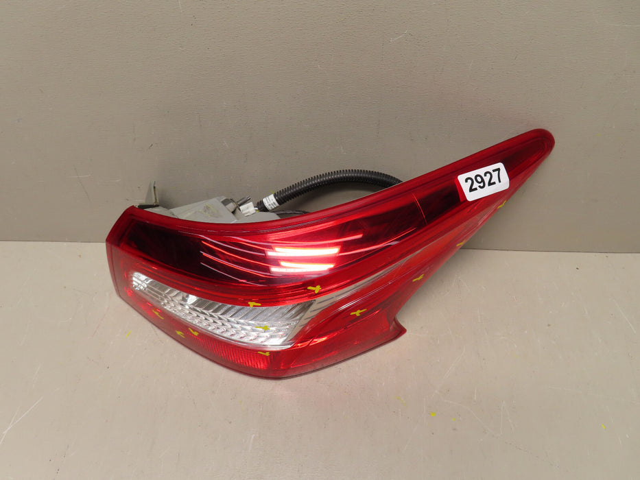 2016-2019 NISSAN SENTRA REAR RIGHT PASSENGER SIDE TAIL LIGHT HALOGEN OEM