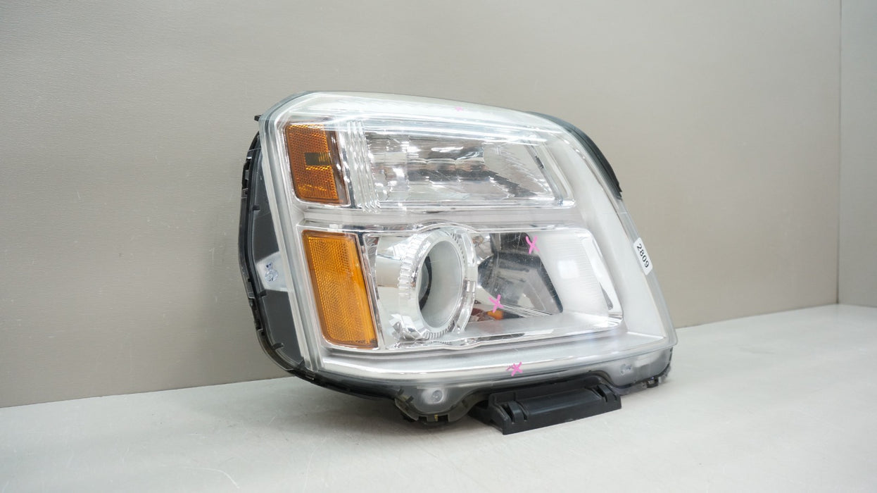 2010-2015 GMC TERRAIN FRONT RIGHT PASSENGER SIDE HALOGEN HEADLIGHT OEM