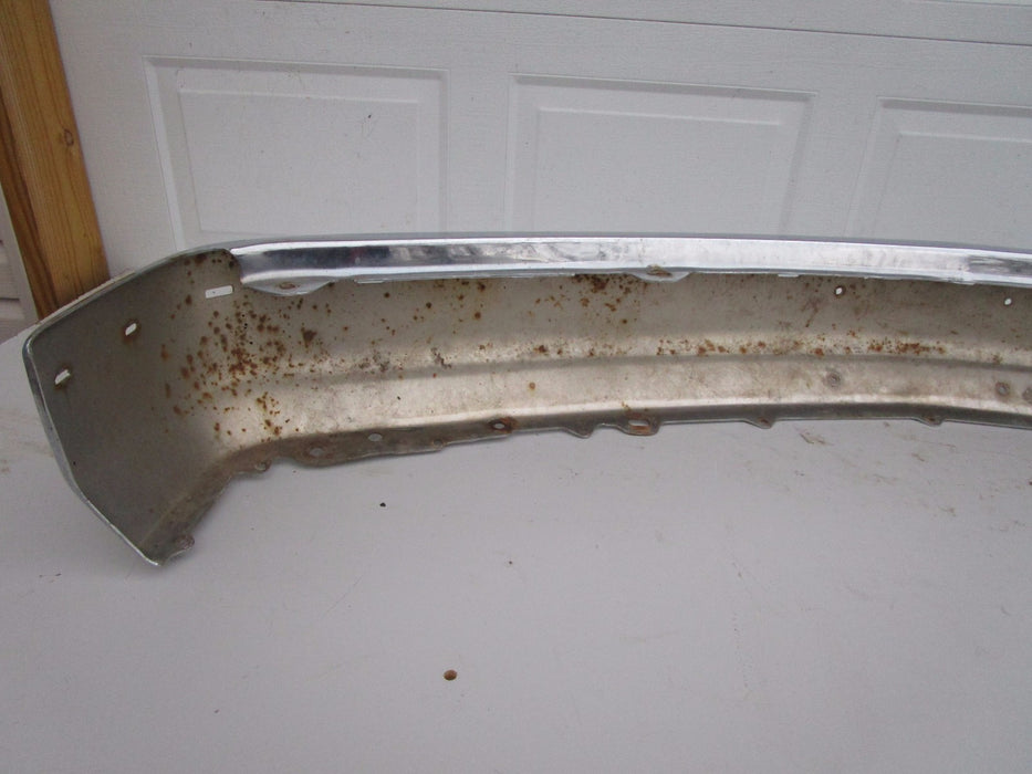 95 96 97 98 CHEVROLET TAHOE FRONT BUMPER COVER OEM
