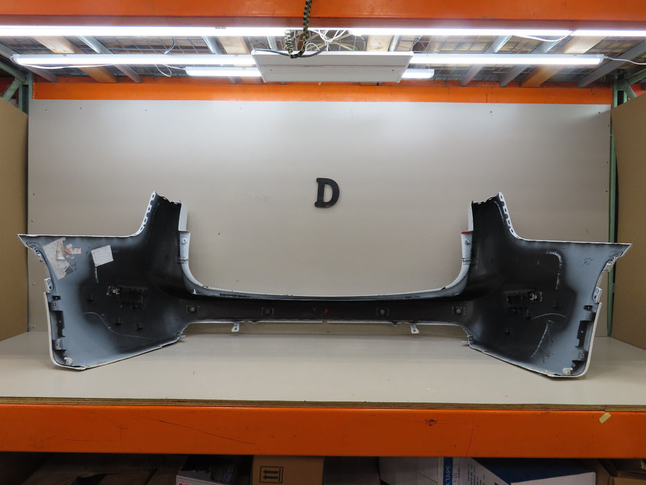 2017 2018 CHRYSLER PACIFICA REAR BUMPER COVER OEM 5RP28TRMA