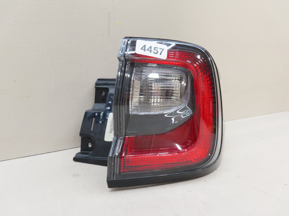 2020-2024 SUBARU OUTBACK REAR RIGHT PASSENGER OUTER SIDE TAIL LIGHT OEM