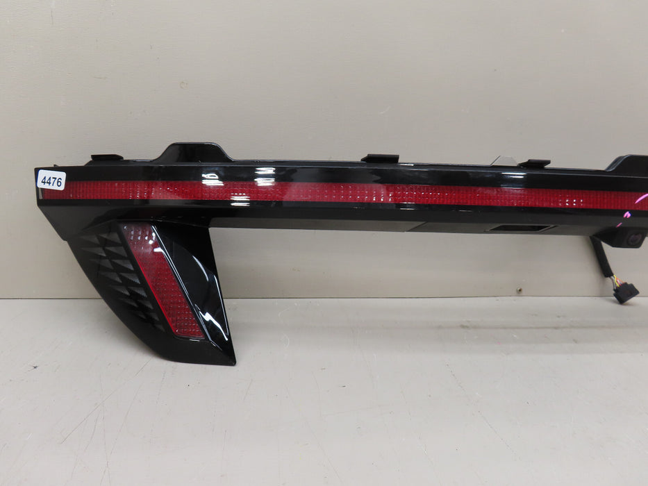 2021-2022 HYUNDAI TUCSON REAR CENTER FULL LED TAIL LIGHT OEM P#92403-CW