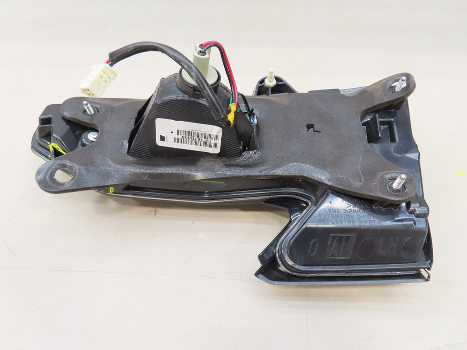 2020 2021 2022 SUBARU OUTBACK REAR LEFT DRIVER INNER TAIL LIGHT HALOGEN OEM