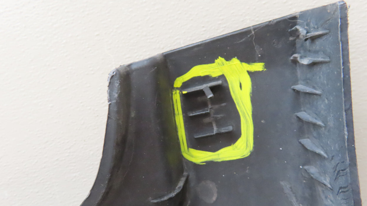 2020-2025 HYUNDAI VENUE RIGHT ROCKER SKIRT MOLDING COVER PANEL OEM 87752-K2000