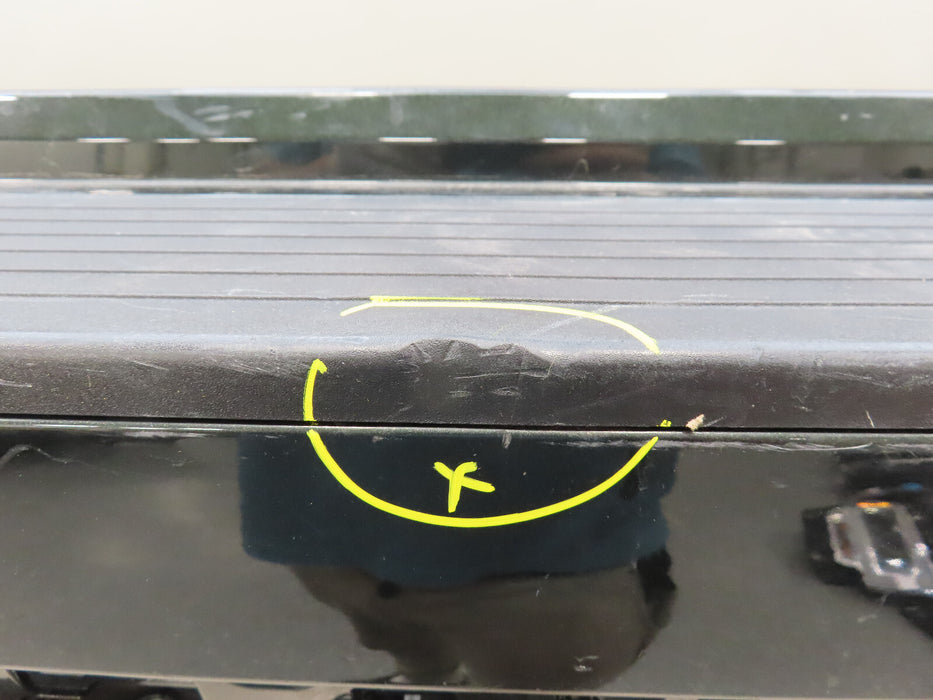 2022 2023 LINCOLN NAVIGATOR REAR BUMPER COVER OEM