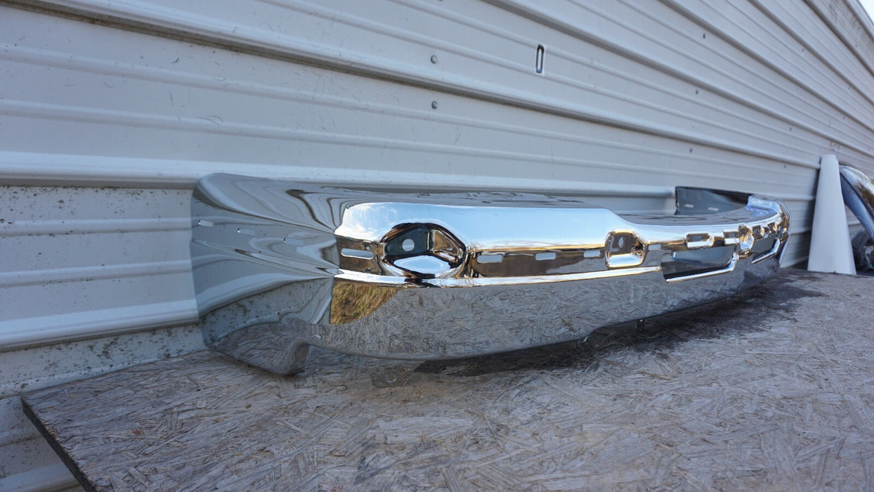 2003-2007 CHEVROLET SILVERADO 1500 2500 FRONT BUMPER CHROME CAPA AFTERMARKET
