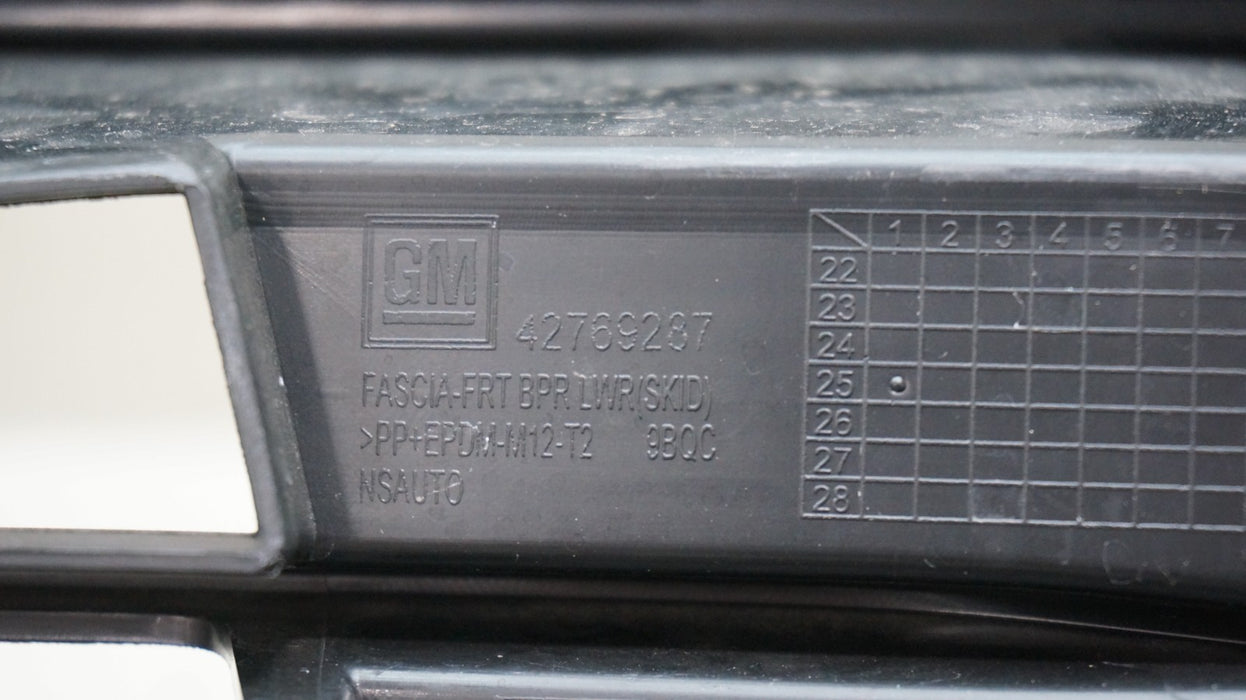 2024-2025 CHEVROLET TRAX FRONT LOWER BUMPER VALANCE PANEL OEM 42769287