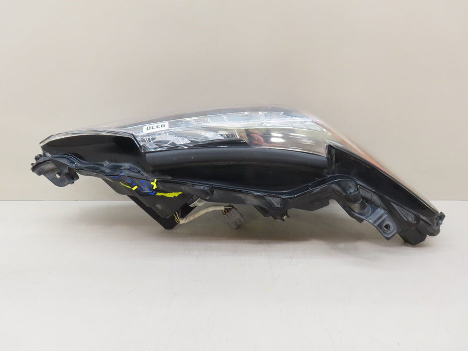 2018-2024 TOYOTA CAMRY FRONT RIGHT PASSENGER HEADLIGHT LED OEM 9330