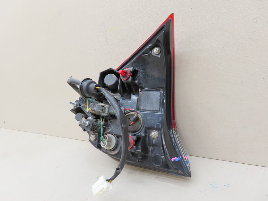 2017-2020 NISSAN ROGUE REAR LEFT DRIVER SIDE INNER TAIL LIGHT OEM