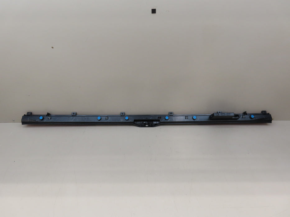 2022-2024 FORD F150 F-150 LIGHTNING REAR CENTER TAILGATE TAIL LIGHT LED OEM