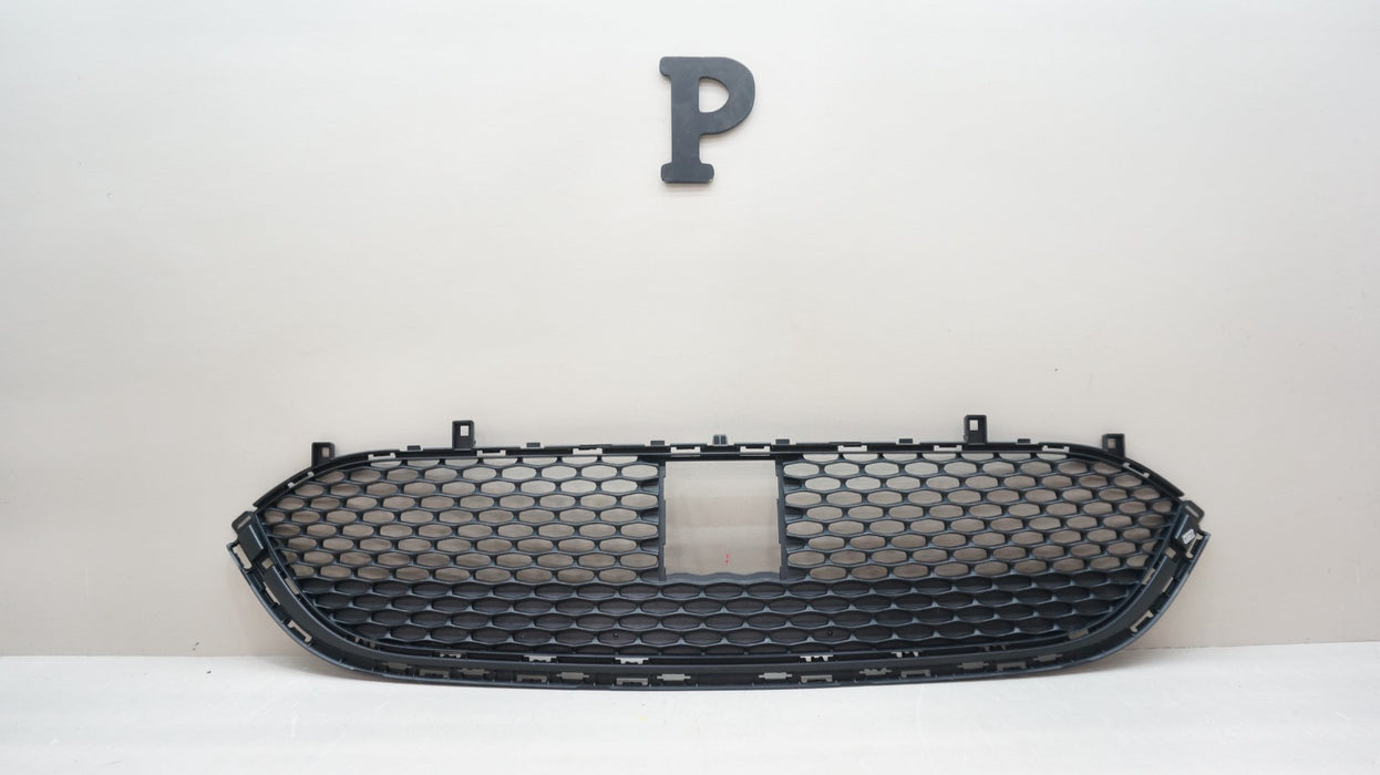 2017-2020 CHRYSLER PACIFICA VOYAGER FRONT LOWER BUMPER GRILLE OEM 68259199AA