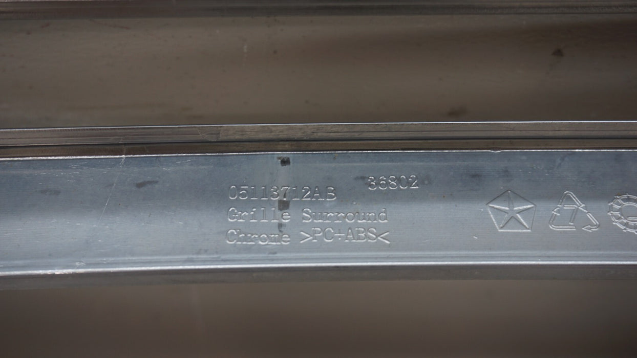 2014-2020 DODGE DURANGO FRONT GRILLE CHROME BEZEL 05113712AB OEM
