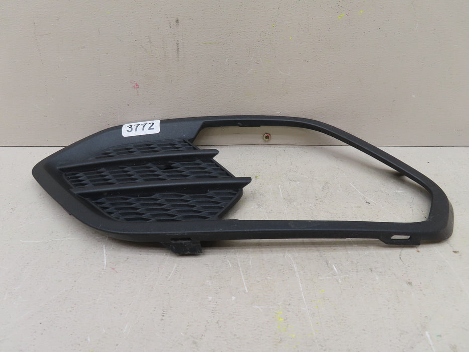 2017-2019 FORD ESCAPE FRONT LEFT DRIVER SIDE FOG LIGHT BEZEL COVER OEM