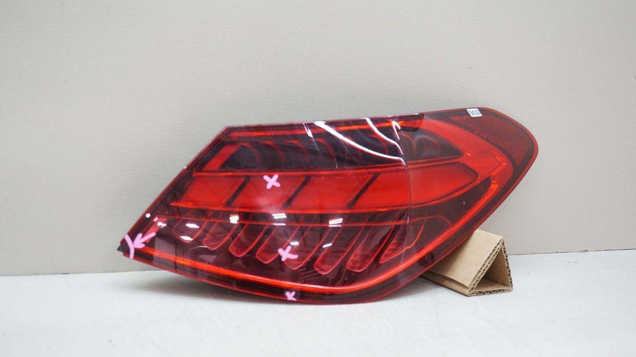 2022-2023 MERCEDES BENZ C300 REAR RH RIGHT PASSENGER SIDE LED TAIL LIGHT OEM