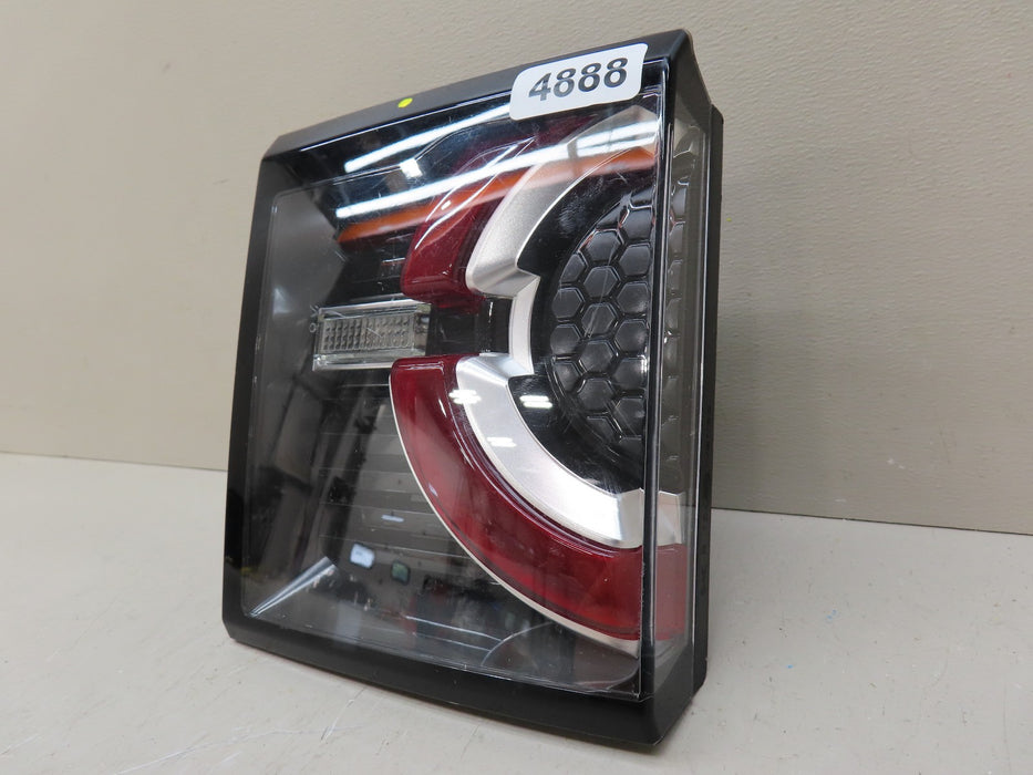 2015-2017 LAND ROVER DISCOVERY SPORT REAR RIGHT PASSENGER INNER TAIL LIGHT OEM