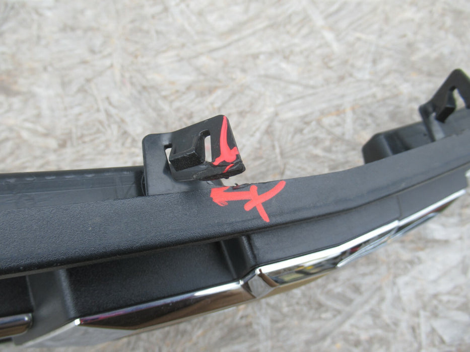2017-2020 CHEVY CHEVROLET TRAX FRONT BUMPER UPPER GRILLE MOLDING 42504846 OEM