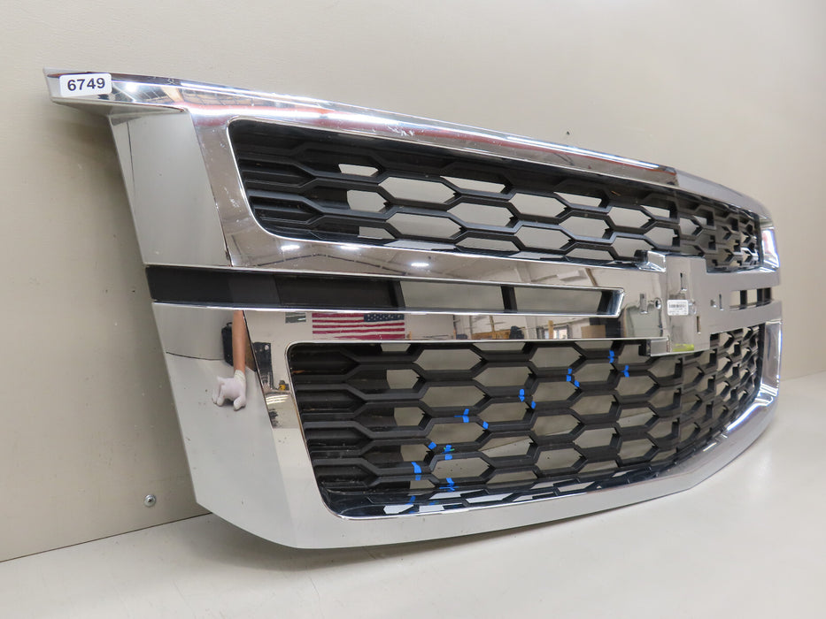 2015-2020 CHEVROLET TAHOE/SUBURBAN FRONT RADIATOR GRILL GRILLE OEM 23440914