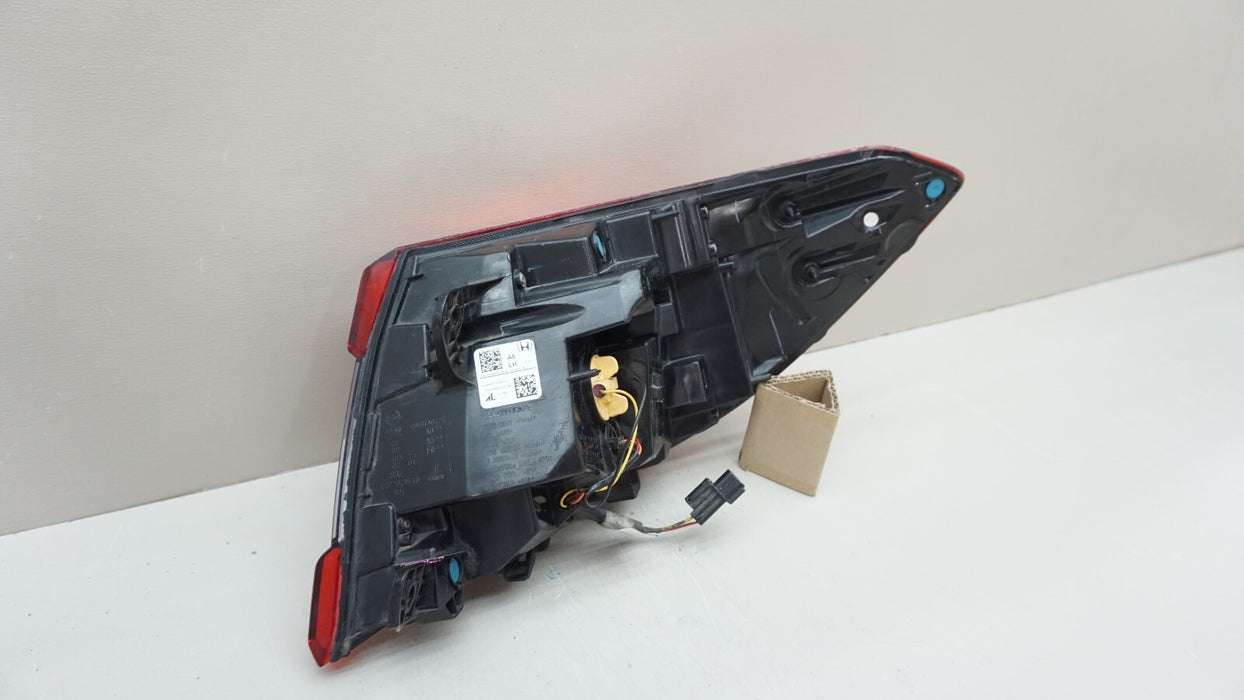 2018-2022 HONDA ACCORD REAR LEFT DRIVERS SIDE TAIL LIGHT OEM