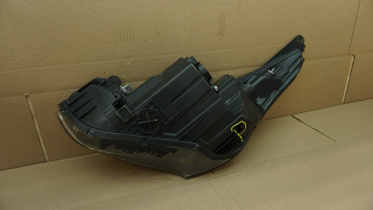 2012-2017 HYUNDAI VELOSTER FRONT RIGHT PASSENGER SIDE HEADLIGHT HALOGEN OEM