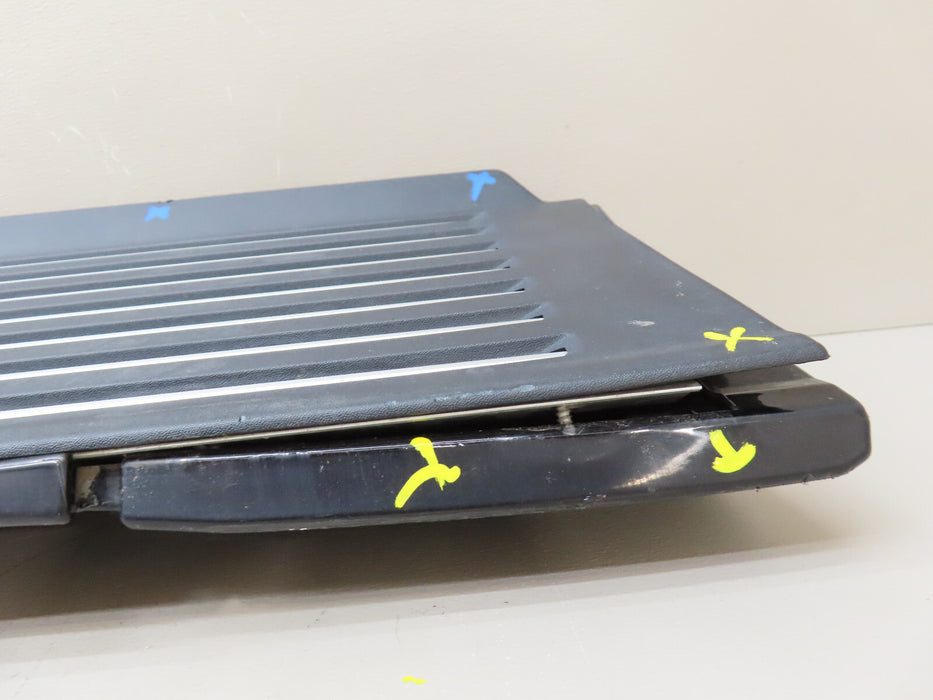 2023-2024 JEEP GRAND CHEROKEE L LEFT DRIVER SIDE RUNNING BOARD STEP PAD OEM