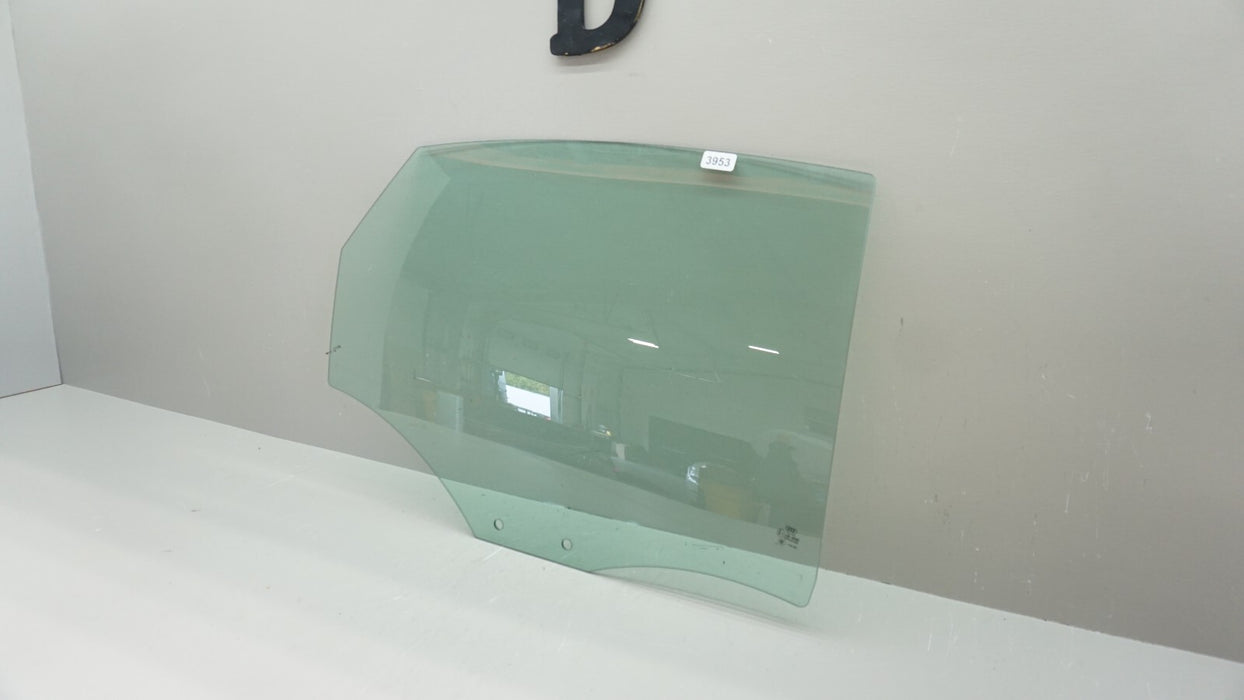 2012-2018 AUDI A6 C7 SEDAN REAR RIGHT SIDE DOOR PANEL WINDOW GLASS OEM 43R00082