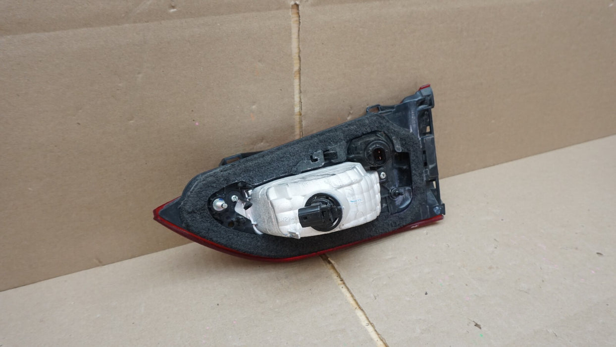 2016-2017 MAZDA 6 LEFT DRIVERS SIDE INNER TAIL LIGHT OEM 16 17