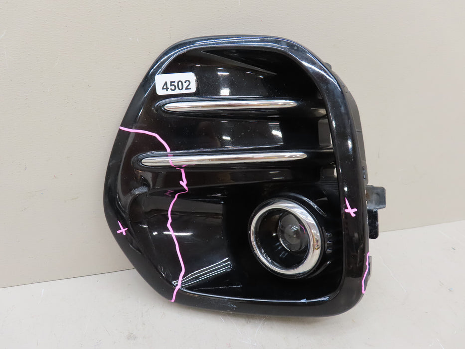 2017-2019 KIA SPORTAGE FRONT RIGHT PASSENGER SIDE FOG LIGHT W/COVER OEM