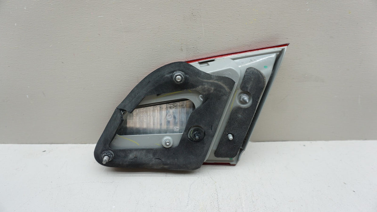 2016-2019 NISSAN SENTRA REAR LEFT DRIVERS SIDE TAIL LIGHT OEM 16 17 18 19