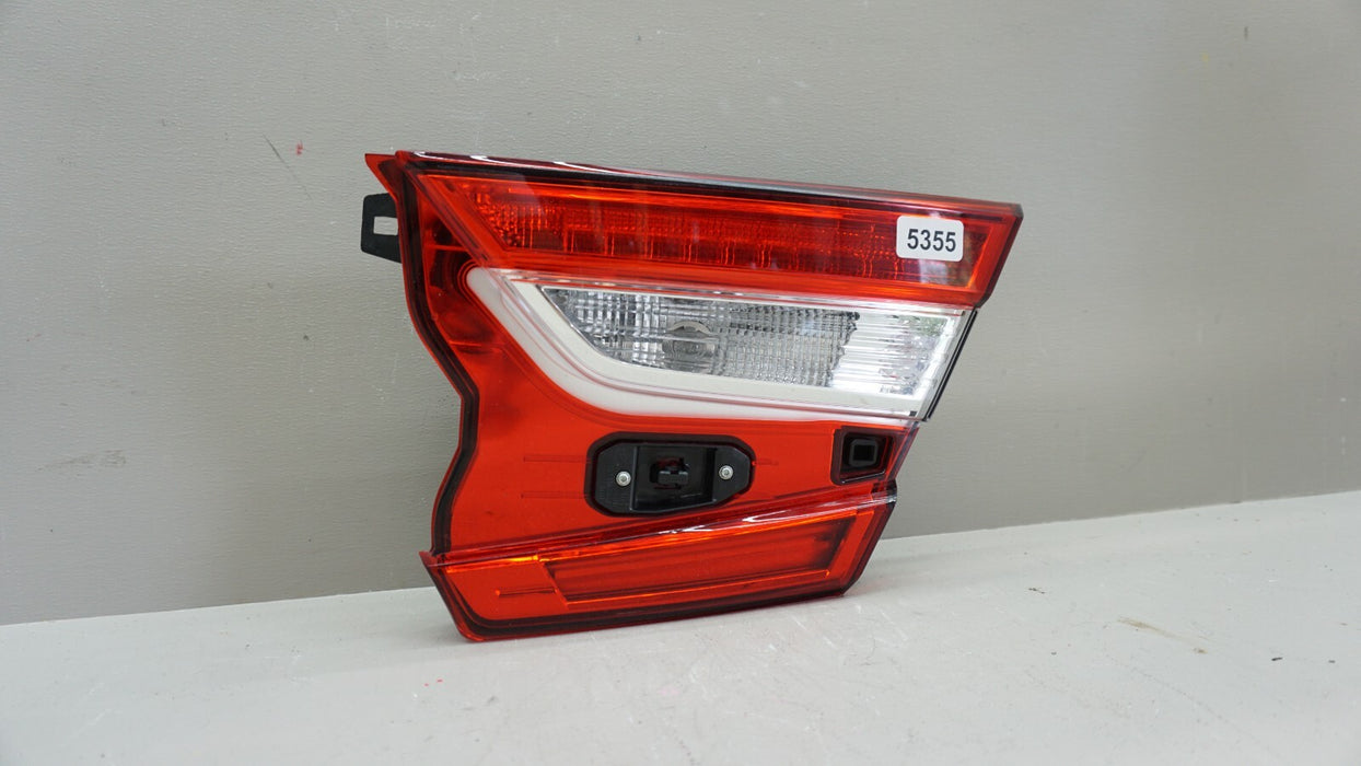 2018-2019 HONDA ACCORD REAR RIGHT SIDE INNER TAIL LIGHT LAMP OEM 34150-TVA-A013