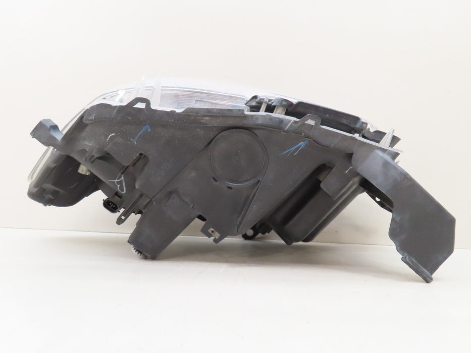 2019-2023 TOYOTA TACOMA FRONT RIGHT HEADLIGHT HALOGEN OEM