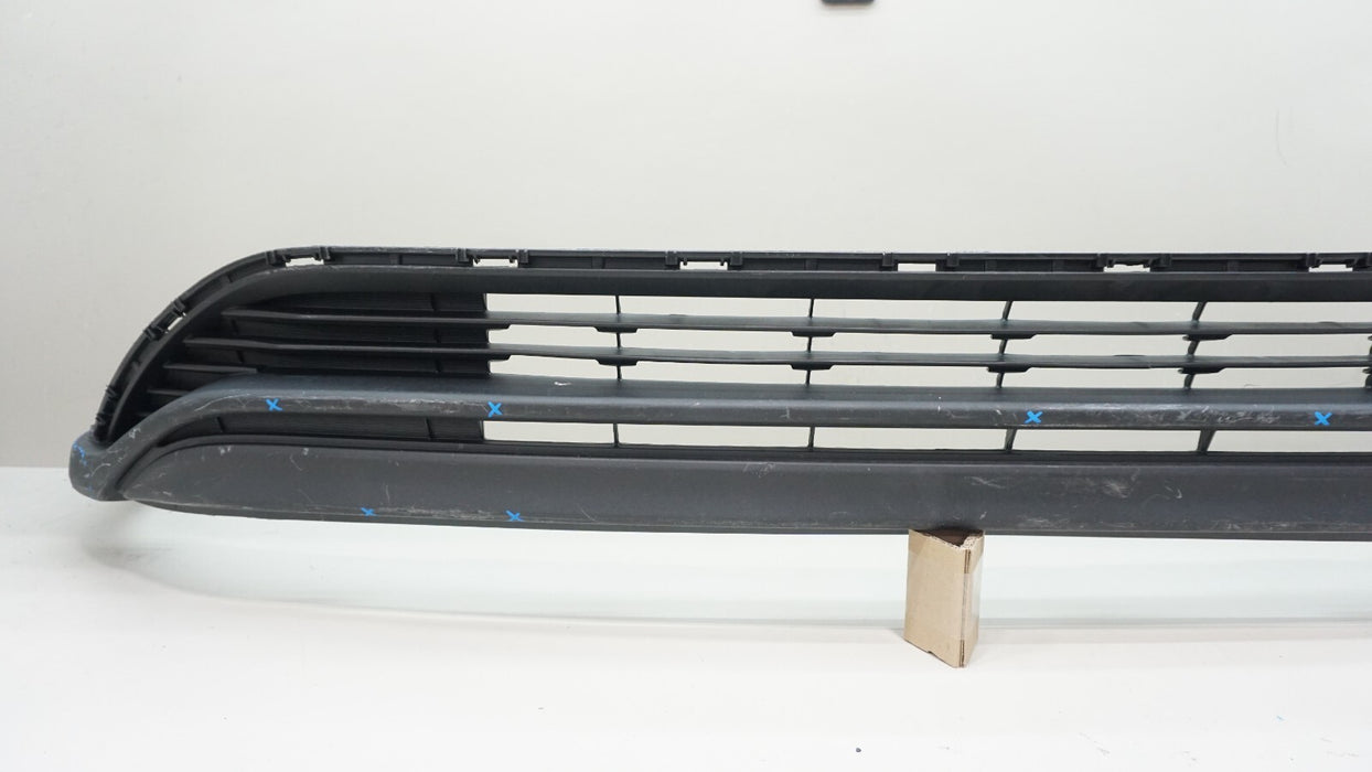 2020-2023 TOYOTA HIGHLANDER FRONT LOWER BUMPER COVER VALANCE OEM 52129-0E070