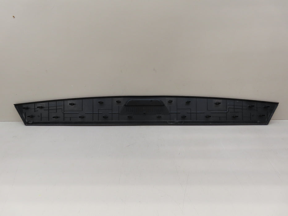 2020-2025 GM TAIL GATE UPPER PAD MOLDING  OEM
