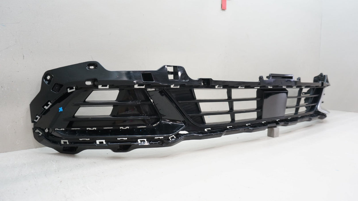 2023-2025 KIA SPORTAGE FRONT LOWER BUMPER GRILLE OEM 86530-DW050