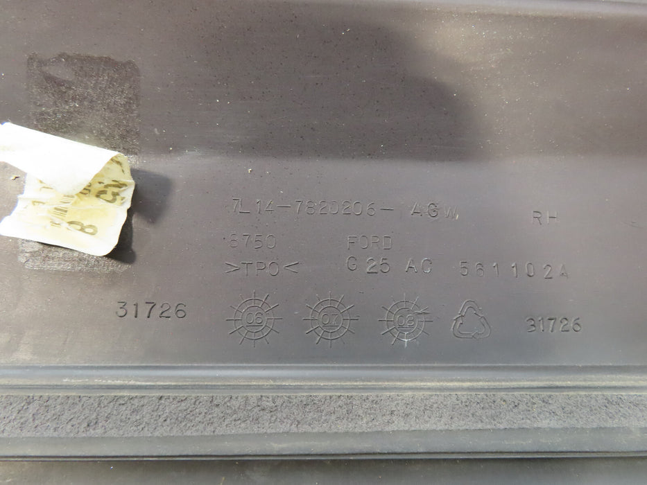 2015 2016 2017 LINCOLN NAVIGATOR FRONT RIGHT PASSENGER LOWER DOOR MOLDING OEM