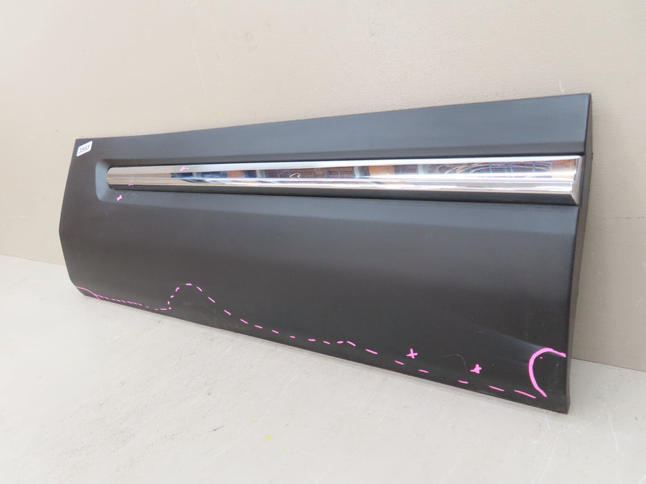 2016-2019 FORD EXPLORER FRONT RIGHT PASSENGER SIDE LOWER DOOR MOLDING OEM