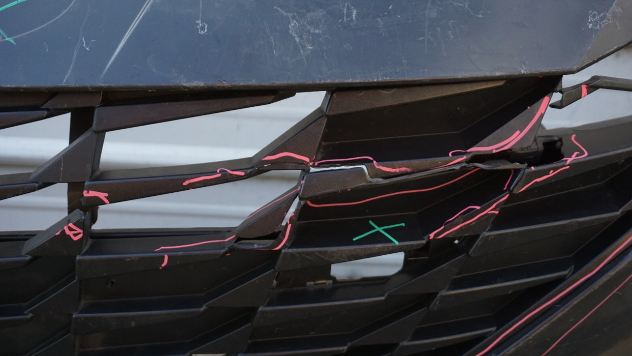 2021-2022 HYUNDAI ELANTRA FRONT BUMPER COVER OEM 21 22