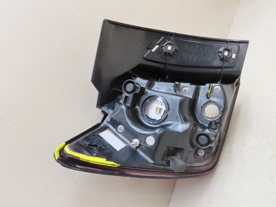 2020-2023 MITSUBISHI OUTLANDER SPORT REAR RIGHT PASSENGER TAIL LIGHT LED OEM