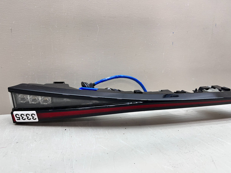 2021-2025 LEXUS IS300 IS350 IS500 CENTER TAIL LIGHT OEM 81580-53190