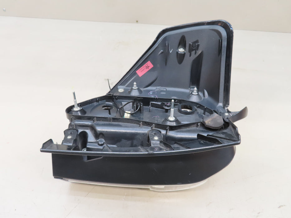 2014-2023 TOYOTA 4RUNNER REAR RIGHT PASSENGER TAIL LIGHT OEM