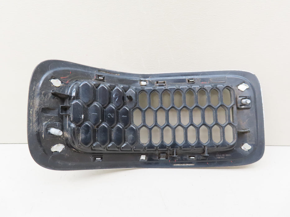 2014-2018 JEEP CHEROKEE FRONT RADIATOR GRILL GRILLE INSERT #2 OEM